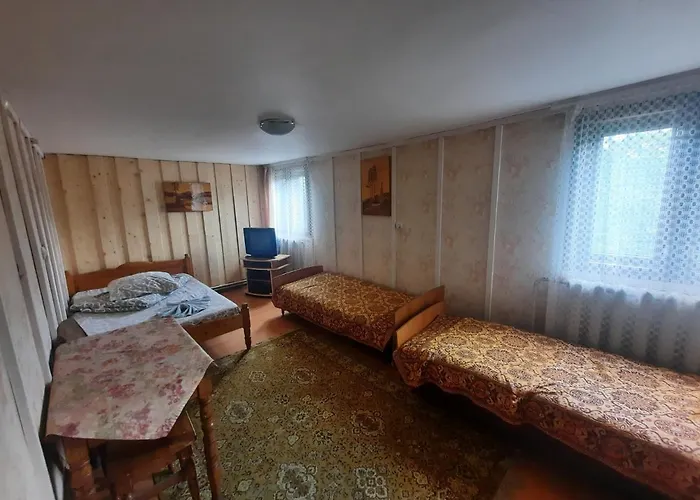 Dzherelo Hostel Jasina